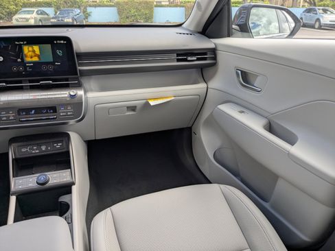New 2024 Hyundai Kona Limited image 18