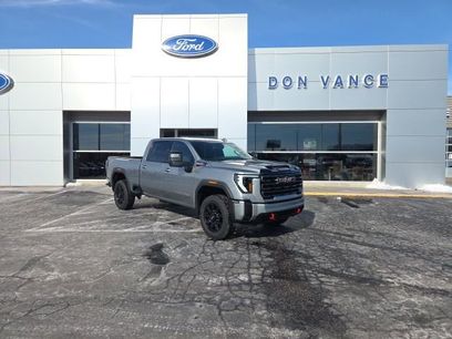 Used 2025 GMC Sierra 2500 AT4