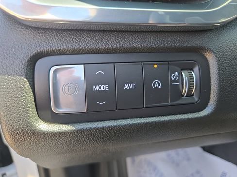 New 2026 GMC Acadia Elevation w/ Black Edition AWD/4WD image 18