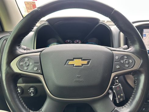 Used 2021 Chevrolet Colorado Z71 AWD/4WD image 17