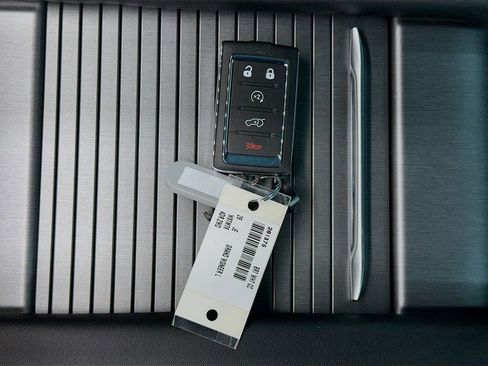 New 2026 Jeep Grand Wagoneer L 2WD image 20