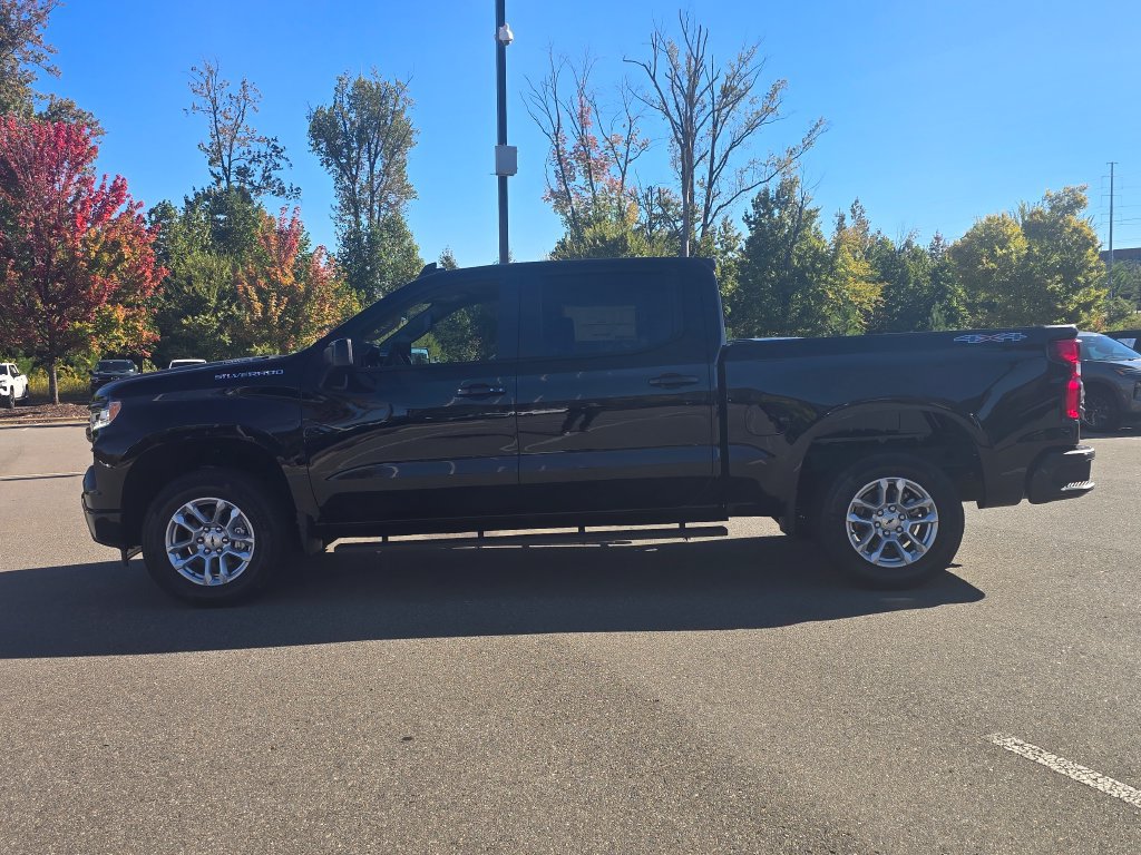 New 2026 Chevrolet Silverado 1500 RST AWD/4WD image 9