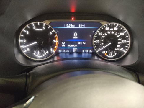 Used 2023 Nissan Altima 2.5 SR FWD image 23