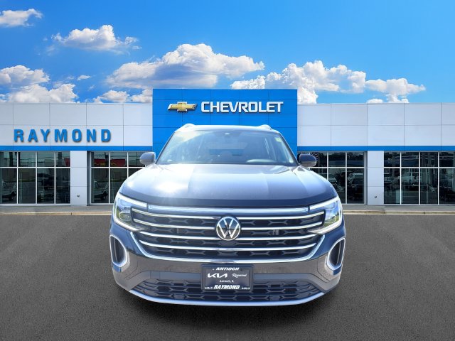Used 2024 Volkswagen Atlas SE AWD/4WD image 8