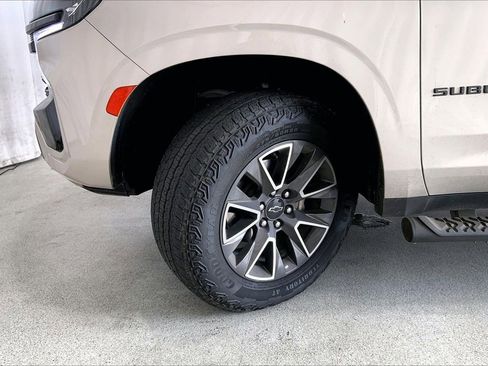 Used 2024 Chevrolet Suburban Z71 w/ Z71 Off-Road Package image 20