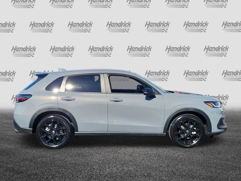 Used 2024 Honda HR-V Sport image 9