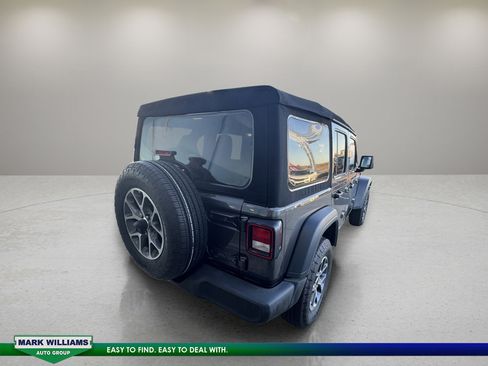 Used 2024 Jeep Wrangler Sport S image 5