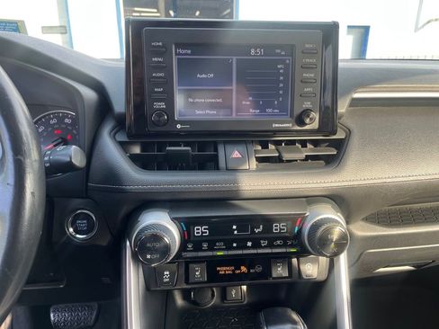 Used 2021 Toyota RAV4 XLE w/ Convenience Package AWD/4WD image 23