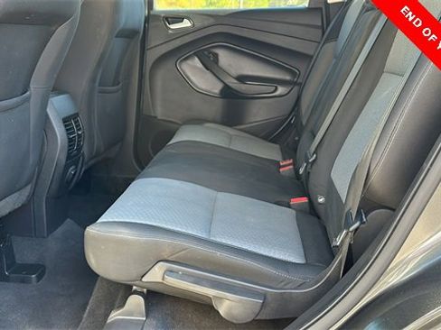 Certified 2019 Ford Escape SE image 21