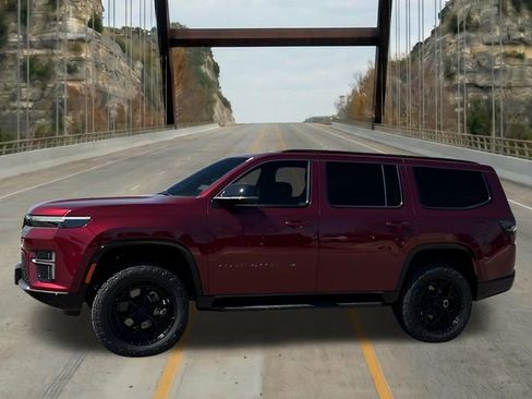New 2026 Jeep Grand Wagoneer Limited AWD/4WD image 4