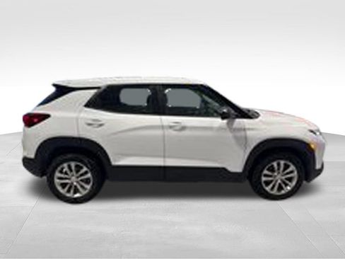 Used 2022 Chevrolet TrailBlazer LS FWD image 46