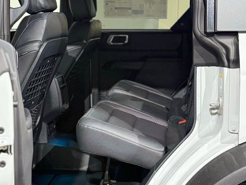 New 2026 Ford Bronco Badlands image 41
