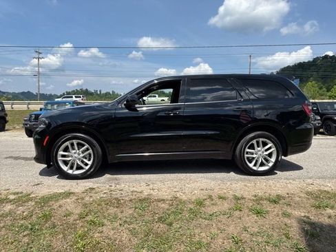 Used 2025 Dodge Durango GT AWD/4WD image 5