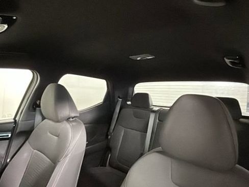 Used 2024 Hyundai Santa Cruz SE FWD image 13