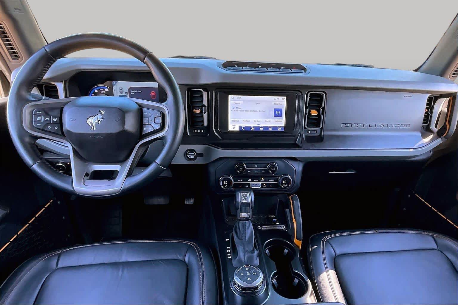 Used 2023 Ford Bronco Badlands AWD/4WD image 14