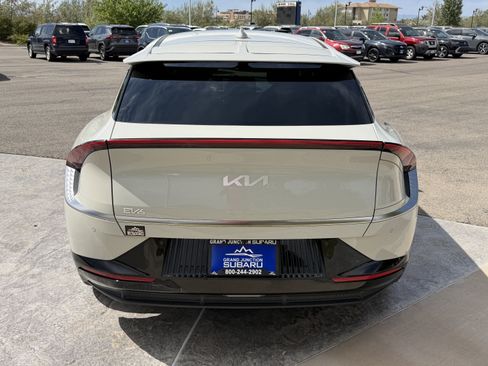 Used 2024 Kia EV6 Wind w/ Wind Technology Package AWD/4WD image 5