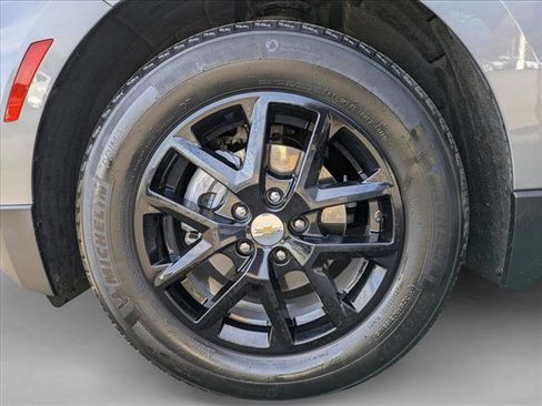 Used 2023 Chevrolet Equinox LS w/ LS Convenience Package image 26