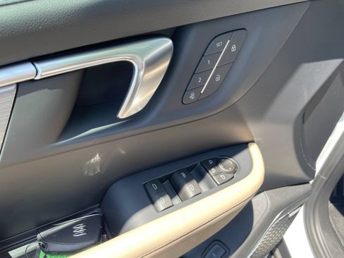 New 2026 Buick Enclave Preferred w/ Power Package FWD image 18