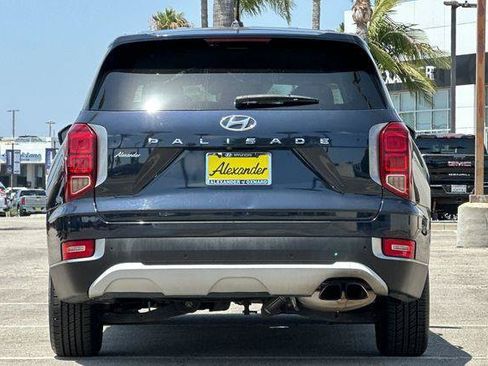 Used 2021 Hyundai Palisade SE FWD image 5