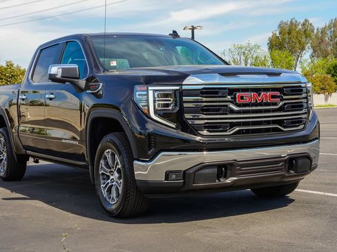 New 2026 GMC Sierra 1500 SLT AWD/4WD image 5