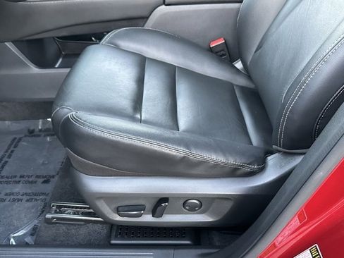 Used 2022 Nissan Rogue SL w/ SL Premium Package image 25