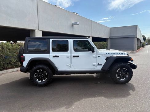 Used 2025 Jeep Wrangler Unlimited Rubicon 4xe w/ Safety Group AWD/4WD image 3