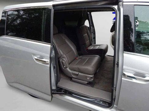 Used 2014 Honda Odyssey Touring image 49