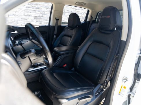 Used 2018 Chevrolet Colorado ZR2 image 28