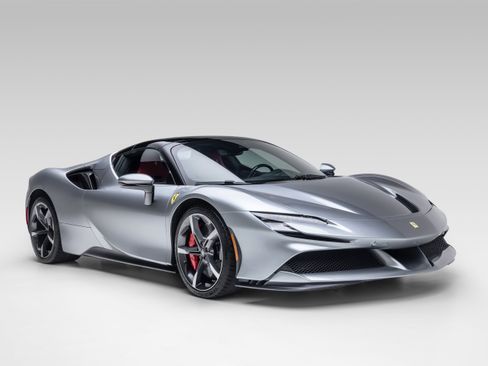 Certified 2023 Ferrari SF90 Spider AWD/4WD image 12