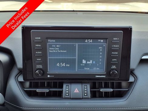 Used 2020 Toyota RAV4 XLE Premium FWD image 21