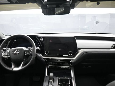Used 2025 Lexus TX 350 FWD image 15