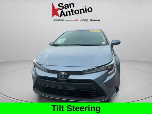 Used 2024 Toyota Corolla LE FWD image 4