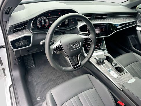 Used 2025 Audi A6 3.0T Premium image 9