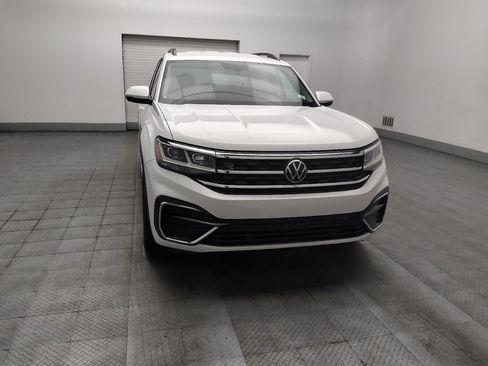 Used 2021 Volkswagen Atlas SE w/ Towing Package FWD image 14