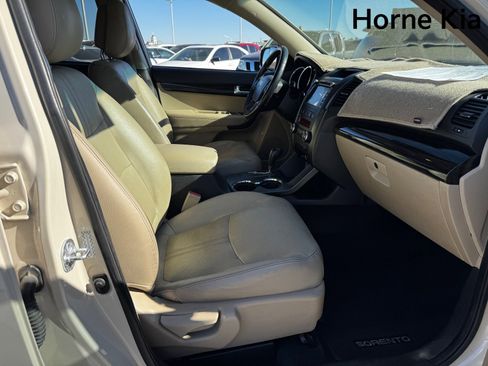 Used 2011 Kia Sorento EX w/ Premium Pkg image 25