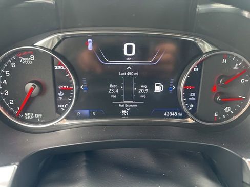 Used 2023 Chevrolet Traverse Premier image 5