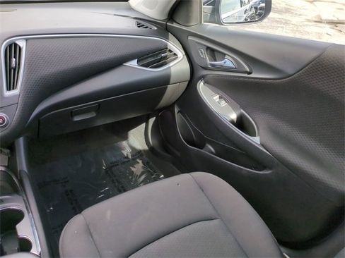 Used 2024 Chevrolet Malibu LT image 18