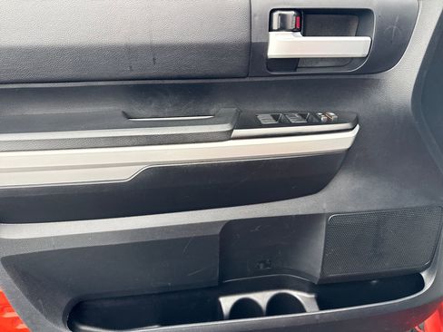 Used 2018 Toyota Tundra SR5 w/ TRD Off Road Package image 14