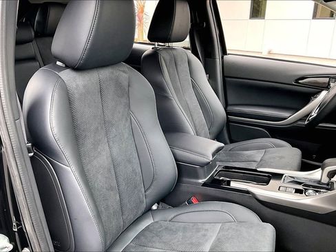 New 2026 Mitsubishi Eclipse Cross SE image 11