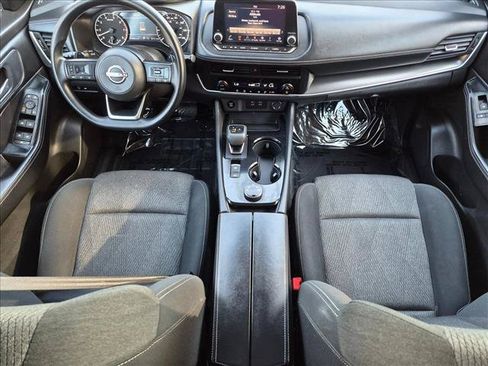 Used 2024 Nissan Rogue SV AWD/4WD image 16