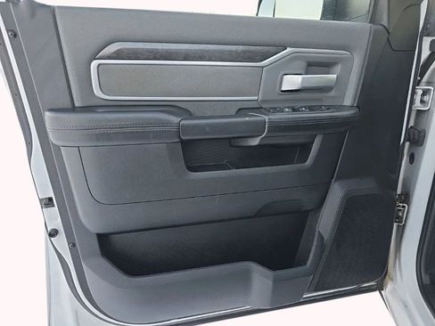 Used 2021 RAM 3500 Big Horn image 12