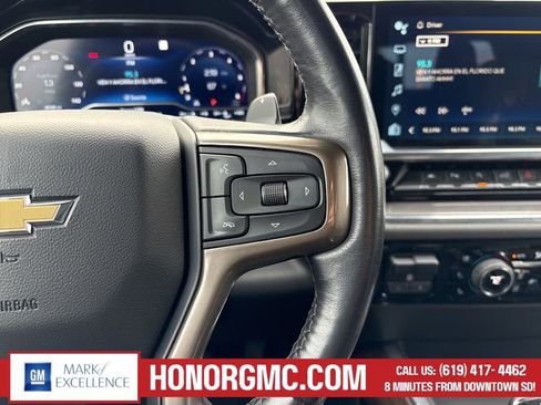 Used 2023 Chevrolet Silverado 1500 High Country w/ Technology Package image 28