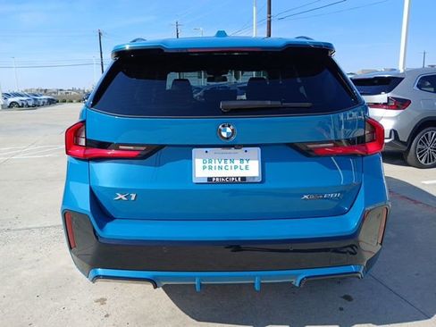 New 2025 BMW X1 xDrive28i w/ M Sport Package image 8