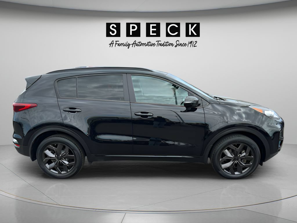 Used 2022 Kia Sportage LX AWD/4WD image 6