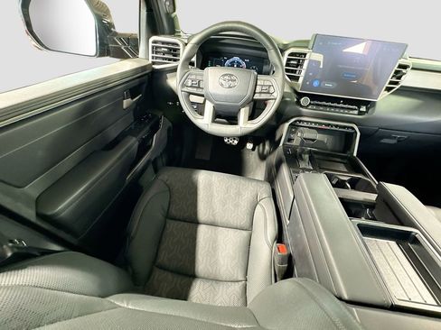 Used 2025 Toyota Tundra Limited w/ TRD Off-Road Package AWD/4WD image 15