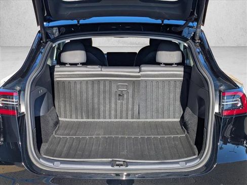 Used 2020 Tesla Model Y Performance image 6