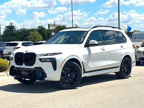 New 2027 BMW X7 xDrive40i w/ M Sport Package AWD/4WD image 2