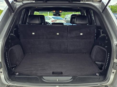 Used 2020 Jeep Grand Cherokee Altitude RWD image 8