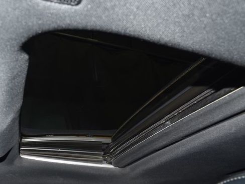 Used 2020 Toyota Tacoma TRD Sport image 15