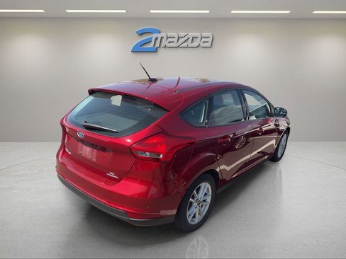 Used 2014 Ford Focus SE w/ SE Sport Package image 9